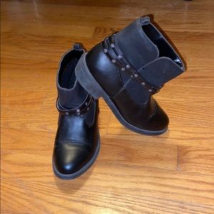 NWOT Children’s Place little girl black boots